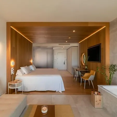 Hotel Leiro Residences