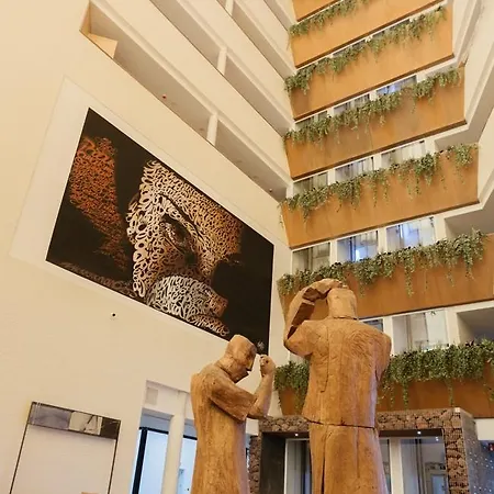 Leiro Residences Hotel